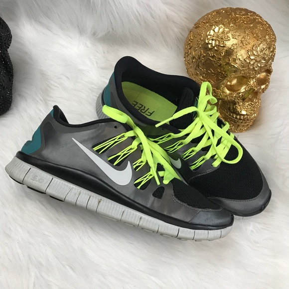 Nike free run 5.0 metallic neon running shoes Nike free run 5.0 sneakers in black